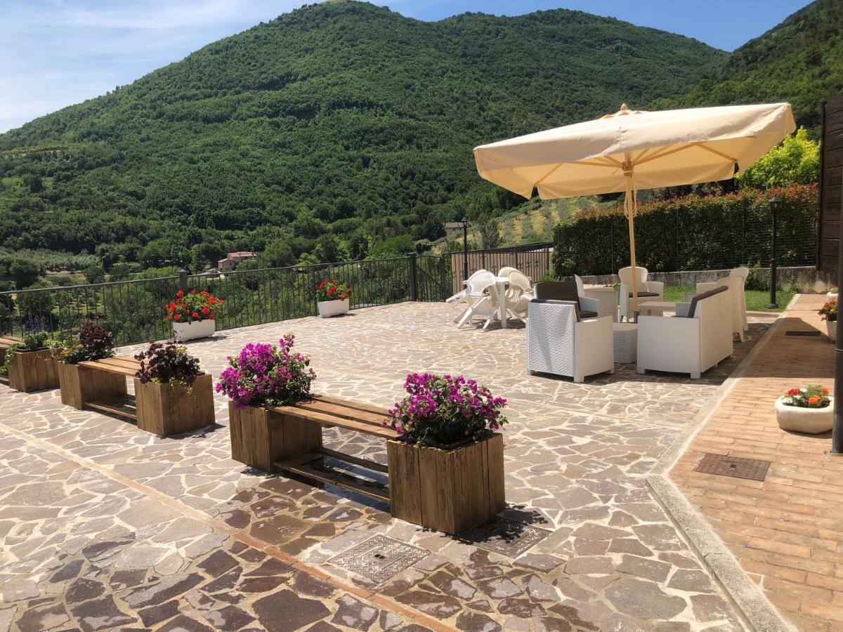 Casa Vacanze Vecchio Frantoio Residenza Leccino Spoleto Exterior photo